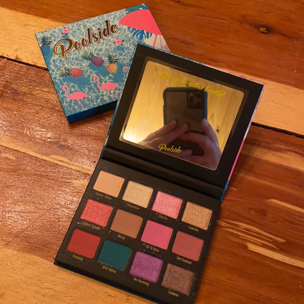 🌼🌼🌼IBY Beauty Eyeshadow Palette, Poolside